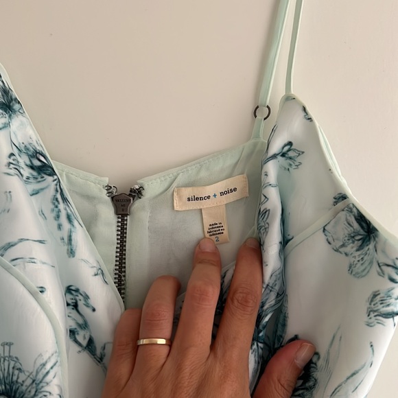 Adorable Silence + Noise Cocktail Dress - Picture 2 of 3